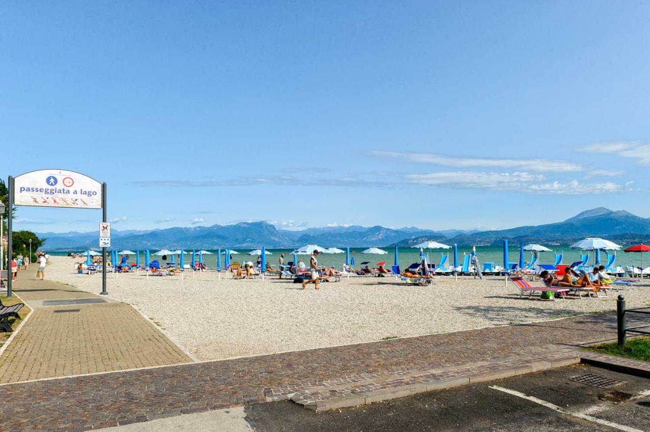 Villa Azdora Peschiera del Garda Exterior foto